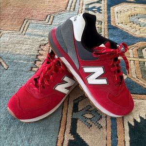 Like new, Men’s New Balance 574 V2 trainers in red & gray, size 11